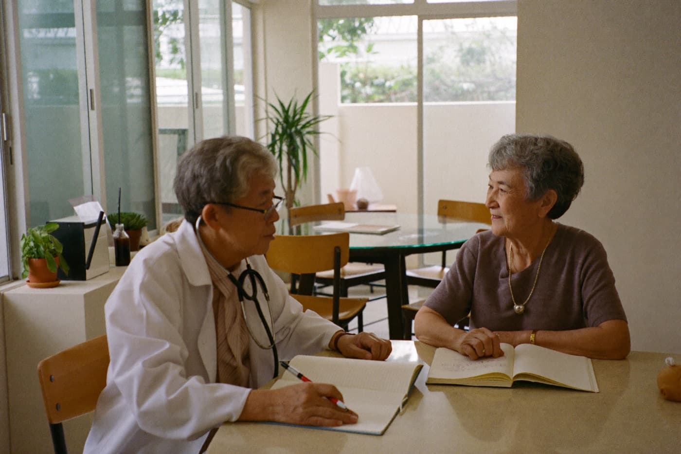 HealthDeliver Clinic, elderly care in Bangkok