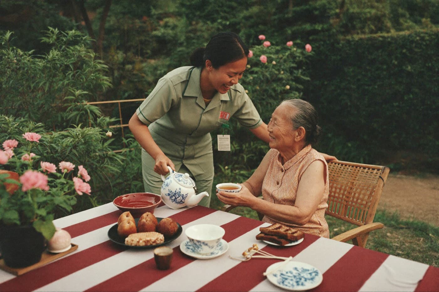 Kiidu Senior Caregiver, elderly care in Bangkok